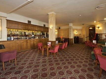 Redcliffe Hotel